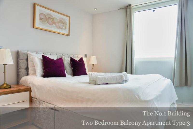 Gunwharf Quays Apartments Portsmouth Exterior photo